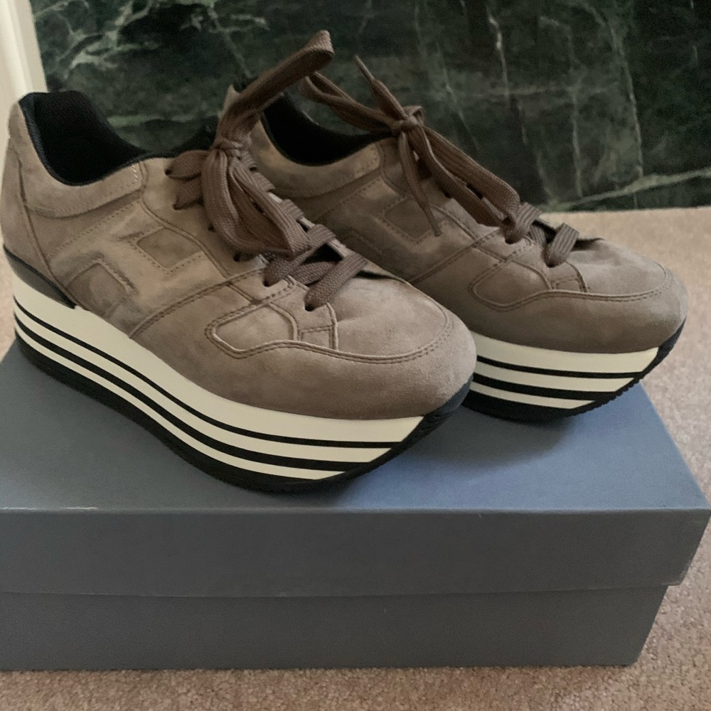 Hogan Maxi 222 Platform Sneakers